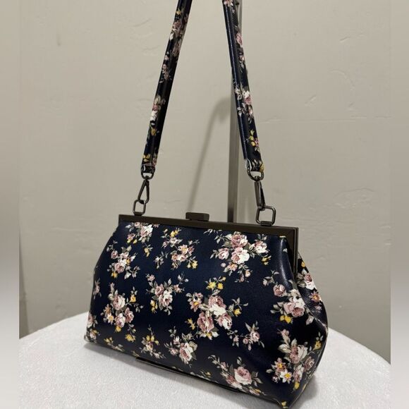 Floral Print Genuine Leather Handmade Push Lock  Shoulder Bag, Crossbody Bag - Picture 7 of 16